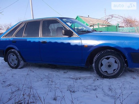 Nissan Bluebird 1986  випуску Миколаїв з двигуном 2 л газ хэтчбек механіка за 1300 долл. 