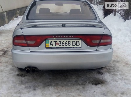 Mitsubishi Galant 1994  випуску Івано-Франківськ з двигуном 2 л газ седан автомат за 4000 долл. 