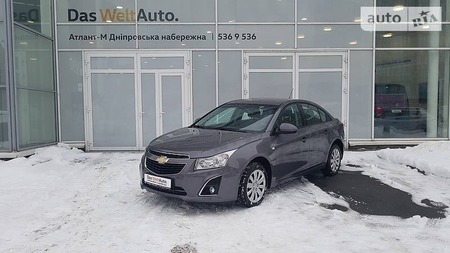 Chevrolet Cruze 2014  випуску Київ з двигуном 0 л бензин седан автомат за 10400 долл. 