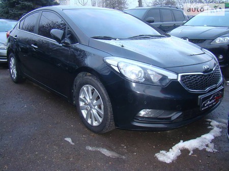 KIA Cerato 2015  випуску Одеса з двигуном 1.6 л дизель седан автомат за 13299 долл. 