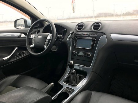 Ford Mondeo 2012  випуску Львів з двигуном 2 л дизель седан механіка за 15000 долл. 