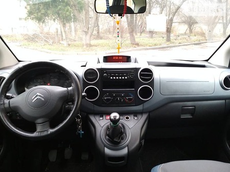 Citroen Berlingo 2011  випуску Житомир з двигуном 1.6 л бензин мінівен механіка за 7800 долл. 