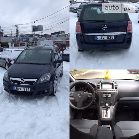 Opel Zafira Tourer 2005  випуску Чернівці з двигуном 1.9 л дизель мінівен автомат за 3100 долл. 