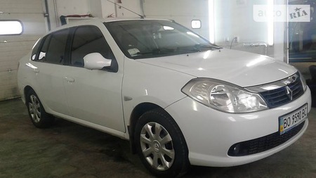 Renault Symbol 2010  випуску Тернопіль з двигуном 0 л газ седан механіка за 5600 долл. 