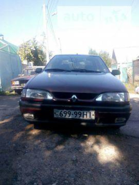 Renault 19 1992  випуску Миколаїв з двигуном 1.4 л бензин седан механіка за 1800 долл. 