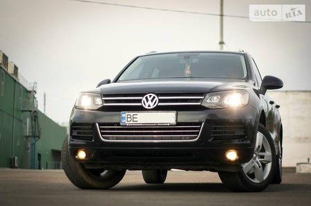 Volkswagen Touareg 2011  випуску Миколаїв з двигуном 3 л дизель позашляховик автомат за 25499 долл. 