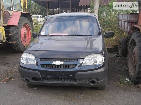Chevrolet Niva 2011  випуску Донецьк з двигуном 0 л  позашляховик механіка за 7200 долл. 