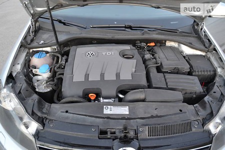 Volkswagen Golf Variant 2013  випуску Хмельницький з двигуном 1.6 л дизель універсал автомат за 8900 долл. 