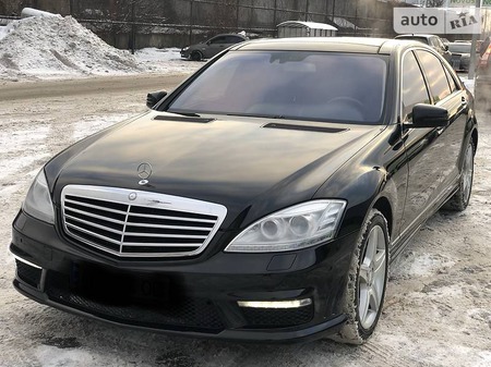 Mercedes-Benz S 550 2007  випуску Київ з двигуном 0 л бензин седан автомат за 20000 долл. 