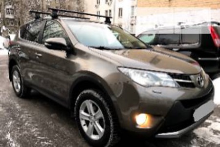 Toyota RAV 4 2013  випуску Кропивницький з двигуном 2.2 л дизель позашляховик автомат за 21000 долл. 