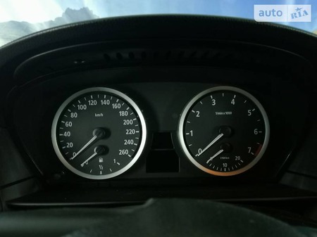 BMW 545 2004  випуску Львів з двигуном 0 л газ універсал автомат за 13500 долл. 
