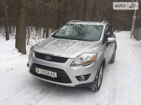 Ford Kuga 2011  випуску Київ з двигуном 2.5 л газ позашляховик автомат за 13200 долл. 