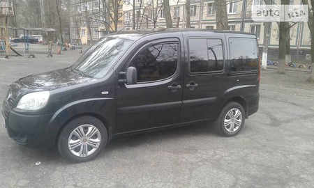 Fiat Doblo 2008  випуску Дніпро з двигуном 0 л газ мінівен механіка за 7200 долл. 