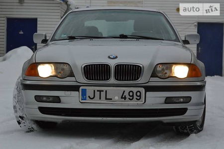 BMW 320 1999  випуску Житомир з двигуном 0 л бензин седан автомат за 1500 долл. 