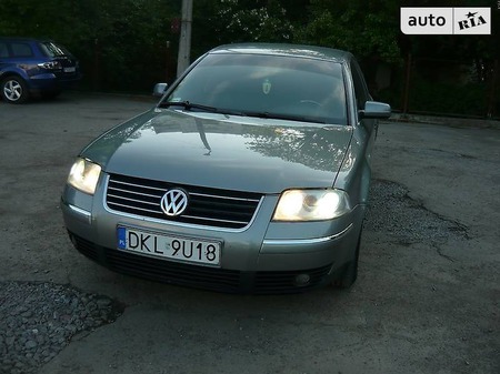 Volkswagen Passat 2002  выпуска Львов с двигателем 1.9 л дизель седан механика за 6200 долл. 