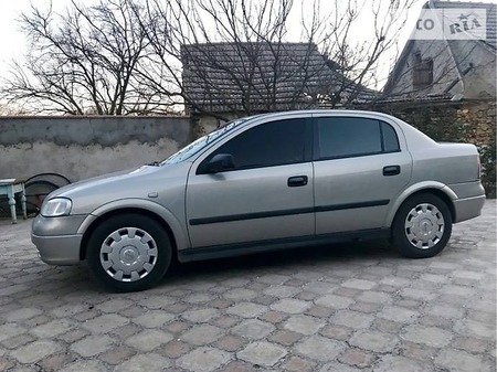 Opel Astra 2007  випуску Одеса з двигуном 1.4 л бензин седан механіка за 4200 долл. 