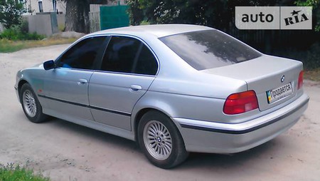BMW 535 1998  випуску Луганськ з двигуном 0 л бензин седан механіка за 6000 долл. 