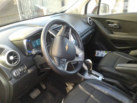 Chevrolet Tracker 2014  випуску Суми з двигуном 0 л бензин позашляховик автомат за 16000 долл. 