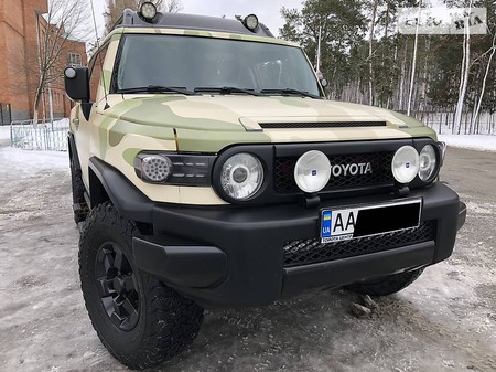 Toyota FJ Cruiser 2008  випуску Київ з двигуном 0 л газ позашляховик автомат за 30000 долл. 