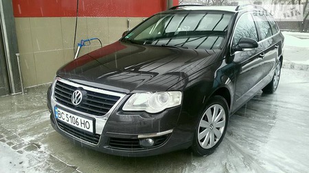 Volkswagen Passat 2006  выпуска Львов с двигателем 1.9 л дизель универсал механика за 7750 долл. 