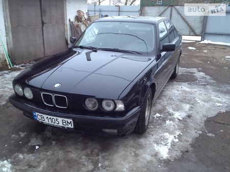 BMW 525 1990  випуску Чернігів з двигуном 0 л газ седан механіка за 4200 долл. 