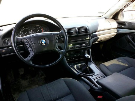 BMW 520 2000  випуску Запоріжжя з двигуном 2 л дизель універсал механіка за 4400 долл. 