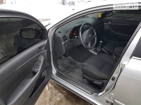 Toyota Avensis 2007  випуску Суми з двигуном 2 л дизель універсал механіка за 8500 долл. 