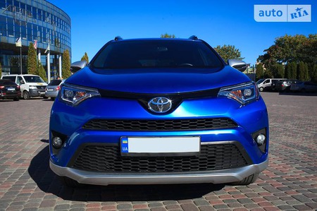 Toyota RAV 4 2016  випуску Харків з двигуном 2.5 л бензин позашляховик автомат за 23500 долл. 