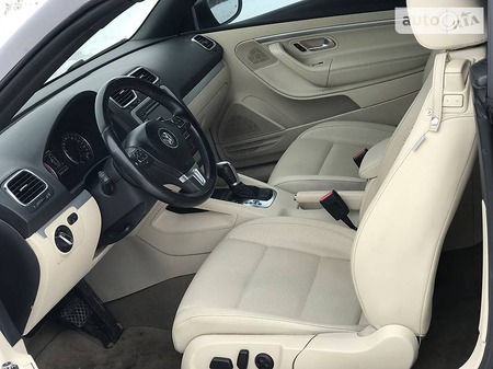 Volkswagen Eos 2011  випуску Рівне з двигуном 2 л бензин кабріолет автомат за 11550 долл. 