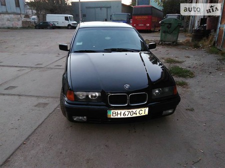 BMW 316 1994  випуску Одеса з двигуном 1.6 л газ седан механіка за 3700 долл. 