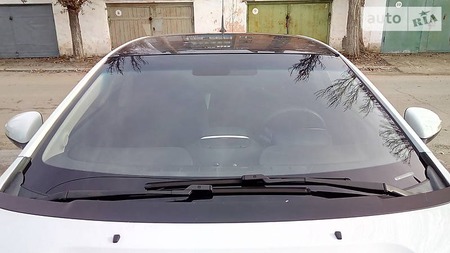 Chevrolet Volt 2012  випуску Миколаїв з двигуном 0 л гібрид хэтчбек автомат за 13000 долл. 