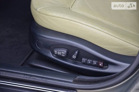 BMW 330 2002  випуску Луцьк з двигуном 3 л бензин седан автомат за 9000 долл. 