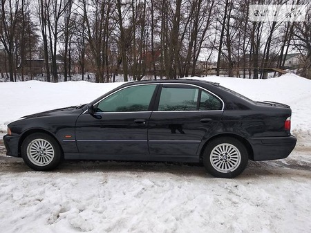BMW 528 1996  випуску Чернігів з двигуном 0 л бензин седан механіка за 5000 долл. 