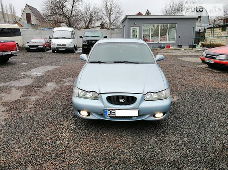 Hyundai Sonata 1996  випуску Миколаїв з двигуном 2 л газ седан механіка за 3200 долл. 