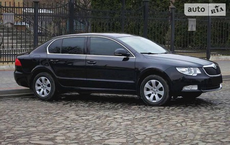 Skoda Superb 2011  випуску Київ з двигуном 1.8 л бензин седан механіка за 18000 долл. 