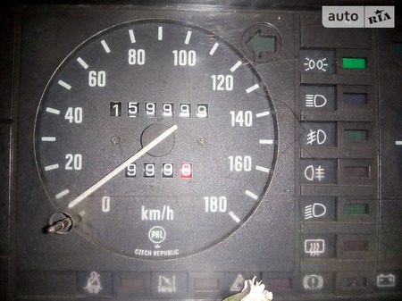 Skoda Favorit 1991  випуску Запоріжжя з двигуном 1.3 л газ хэтчбек механіка за 999 долл. 