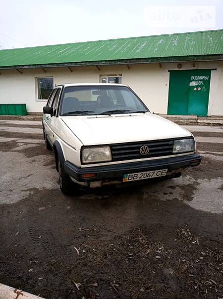 Volkswagen Jetta 1987  випуску Луганськ з двигуном 1.3 л бензин седан механіка за 1500 долл. 