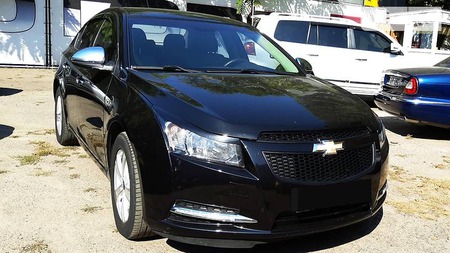 Chevrolet Cruze 2010  випуску Одеса з двигуном 1.6 л  седан механіка за 7100 долл. 