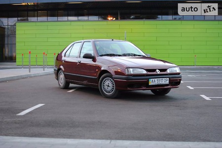 Renault 19 1994  випуску Київ з двигуном 1.7 л бензин хэтчбек механіка за 2700 долл. 