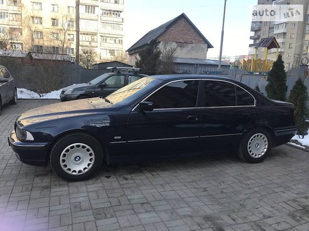 BMW 523 2000  випуску Івано-Франківськ з двигуном 0 л газ седан механіка за 7300 долл. 