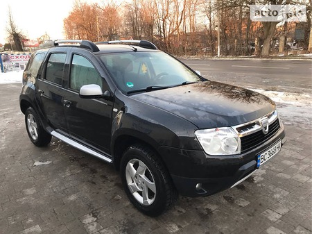 Dacia Duster 2010  випуску Львів з двигуном 1.5 л дизель універсал механіка за 8499 долл. 