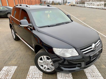 Volkswagen Touareg 2008  випуску Миколаїв з двигуном 3 л  позашляховик автомат за 16300 долл. 