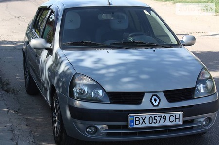 Renault Clio 2006  випуску Хмельницький з двигуном 0 л бензин  механіка за 4500 долл. 