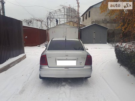 Opel Astra 2001  випуску Одеса з двигуном 1.4 л бензин седан механіка за 4500 долл. 