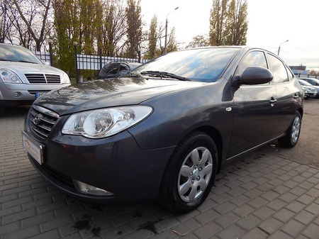 Hyundai Elantra 2007  випуску Миколаїв з двигуном 1.6 л газ седан механіка за 6999 долл. 