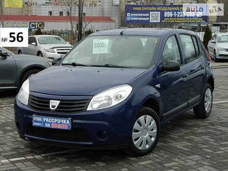 Dacia Sandero 2009  випуску Дніпро з двигуном 0 л бензин седан механіка за 5800 долл. 