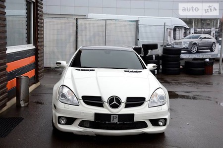 Mercedes-Benz SLK 55 AMG 2007  випуску Одеса з двигуном 5.5 л бензин кабріолет автомат за 15900 долл. 