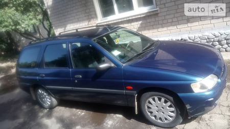 Ford Escort 1996  випуску Дніпро з двигуном 0 л газ універсал механіка за 2700 долл. 