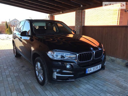 BMW X5 2016  випуску Суми з двигуном 2 л дизель позашляховик автомат за 43800 долл. 