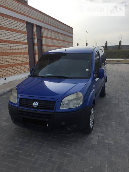 Fiat Doblo 2006  випуску Одеса з двигуном 1.3 л дизель мінівен механіка за 5000 долл. 